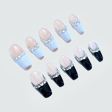 Monochrome French Tips